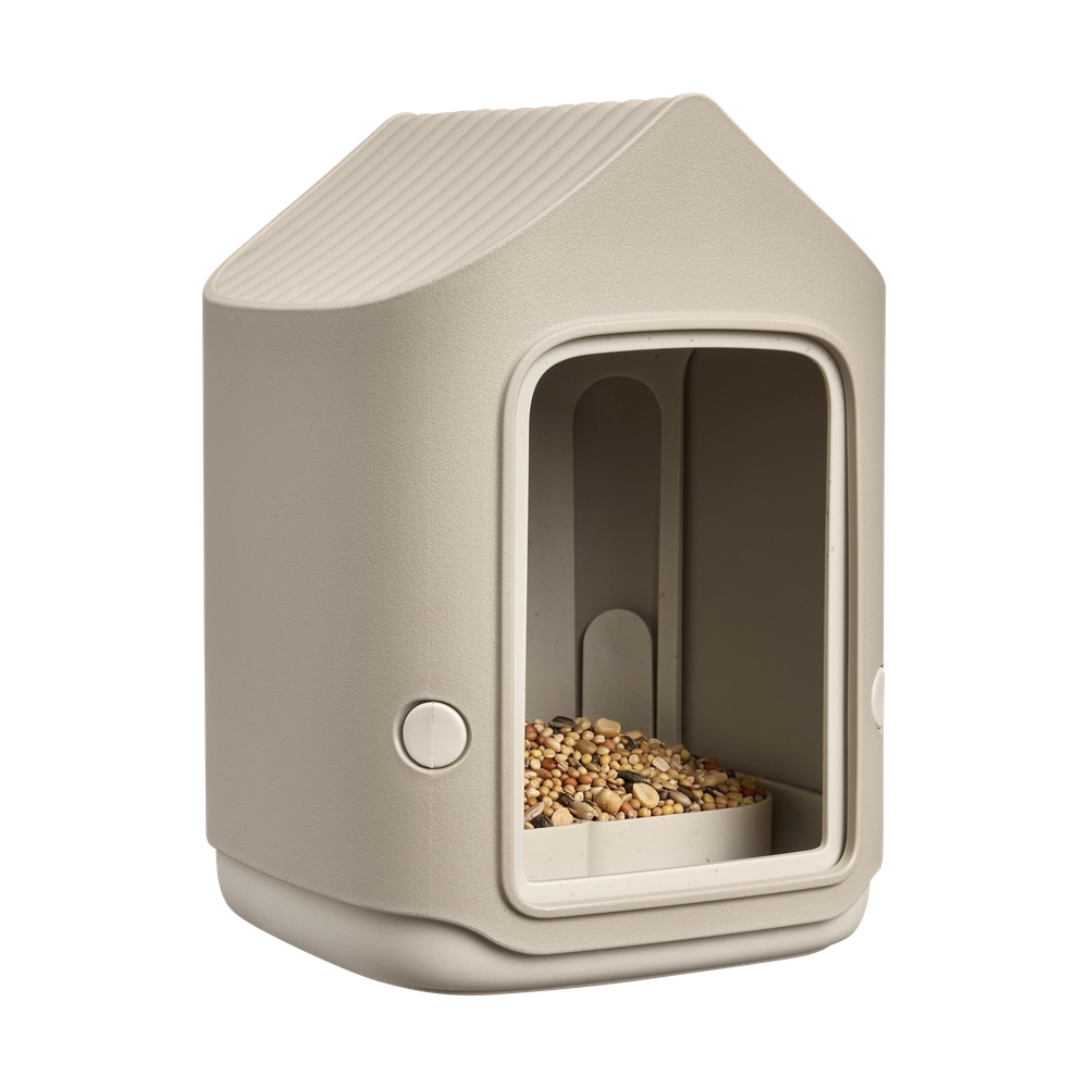 Cosy Bird Feeder 18