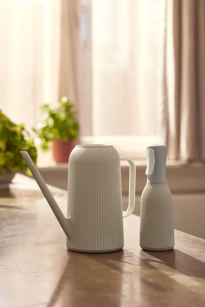 Vibes Fold Watering Can 1.7ltr